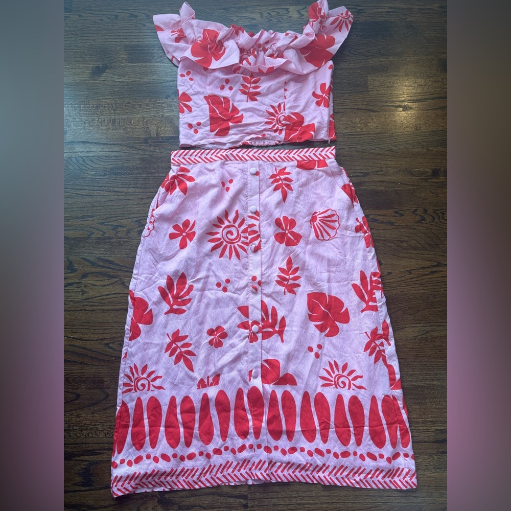 Skies are blue Pink and Red Floral Two-Piece skirt Set off the shoulder top XL